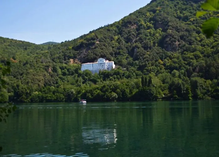 Hotel La Bella Vista 3*